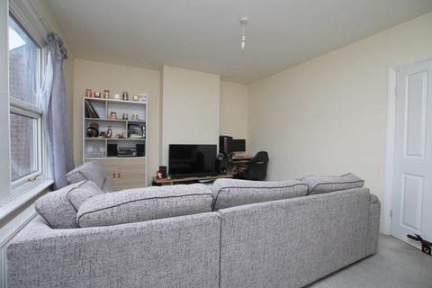 1 bedroom flat to rent, Vicarage Road, West Watford,