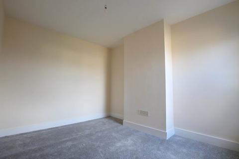 1 bedroom flat to rent, Vicarage Road, West Watford,