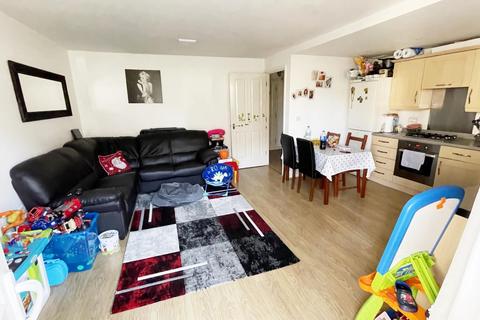 1 bedroom ground floor flat to rent, Gareth Drive, Edmonton, N9