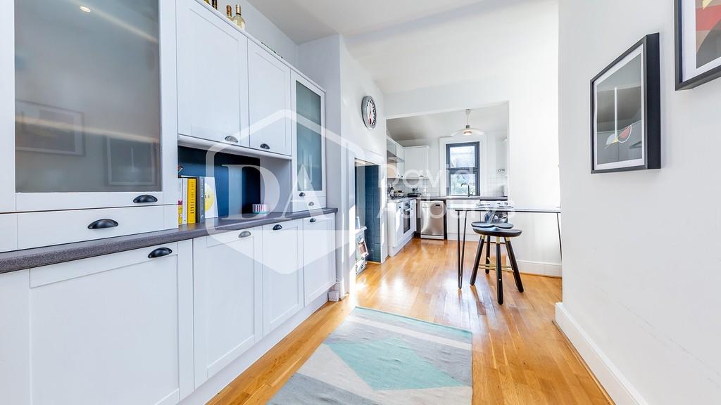 Northcott Avenue, Bounds Green 3 bed terraced house £2,150 pcm (£496 pw)