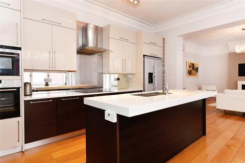 3 bedroom apartment to rent, Hyde Park Mansions, Cabbell Street, NW1