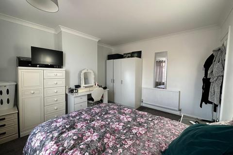 undefined, Fareham  Earls Road  GAS & ELEC INC. IN RENT