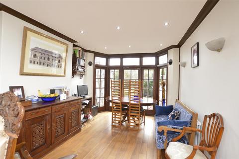 4 bedroom semi-detached house for sale, Crummock Gardens, KINGSBURY NW9