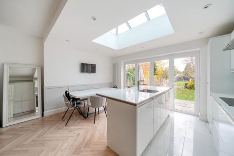 undefined, Mount Pleasant Road, Collier Row RM5