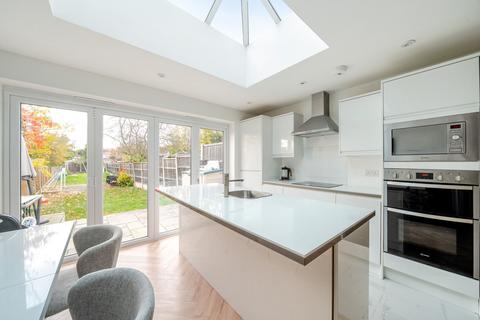 undefined, Mount Pleasant Road, Collier Row RM5