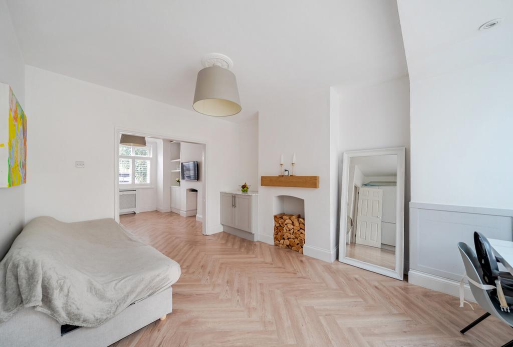 1376305-22-690b62...