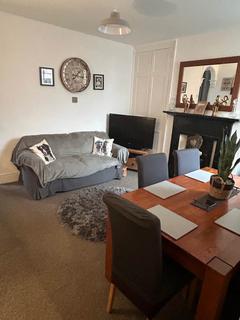 4 bedroom house to rent, Kingsgate Street, Reading