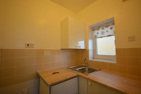 Studio to rent, Upper Grosvenor Road, Tunbridge Wells