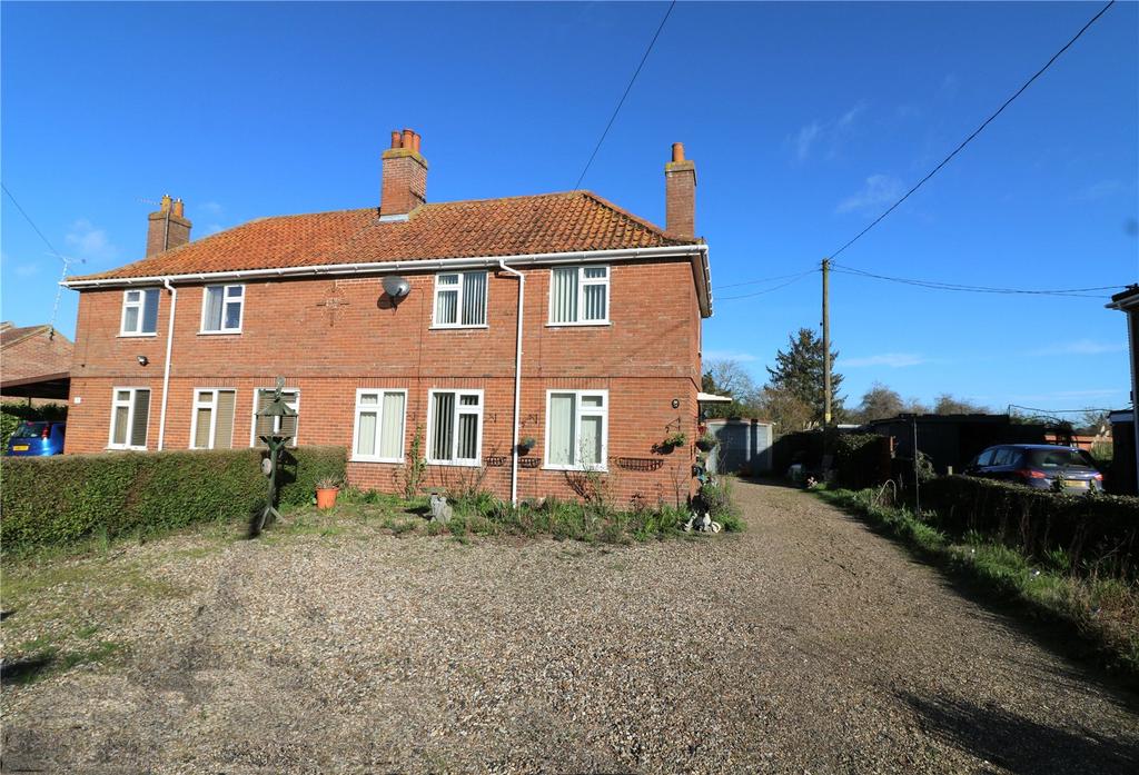 Church Road, Swainsthorpe, Norwich, NR14 3 bed semidetached house £