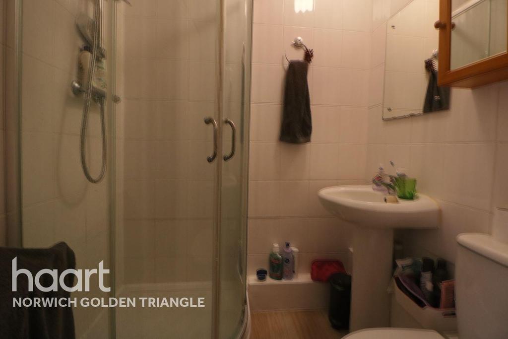 Golden Triangle Studio for sale - £89,500