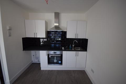 undefined, 90 Chestnut road, Southampton, SO16 6bu