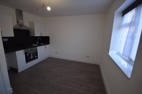 undefined, 90 Chestnut road, Southampton, SO16 6bu
