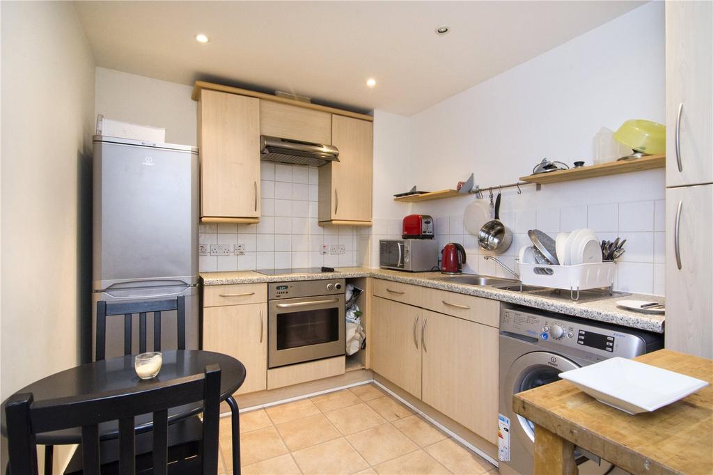 Windmill House, 146 Westferry Road, London, E14 2 bed flat to rent - £ ...