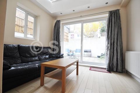 2 bedroom apartment to rent, Witley Road, London, N19