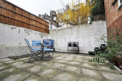 2 bedroom apartment to rent, Witley Road, London, N19