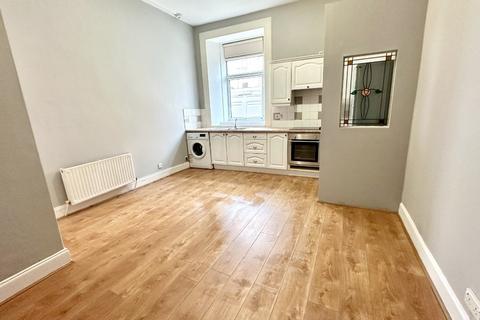 1 bedroom flat to rent, Butterbiggins Road, Govanhill, Glasgow, G42