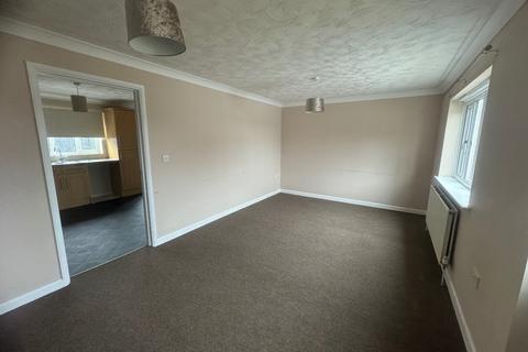 3 bedroom terraced house to rent, Richmond Way, Leverington, Wisbech