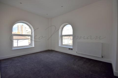 2 bedroom flat to rent, Wandle Road, Croydon, CR0