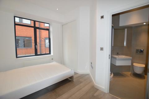 2 bedroom penthouse for sale, Wellington Street, Slough