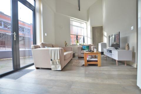 2 bedroom penthouse for sale, Wellington Street, Slough