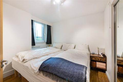 2 bedroom apartment for sale, Bridge House, St George Wharf SW8