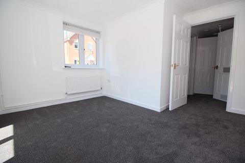 1 bedroom apartment to rent, Fallow Crescent, Southampton, SO30 2QG