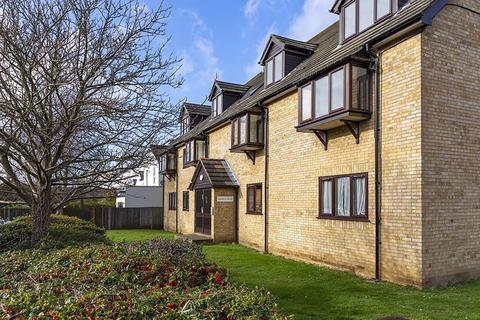 2 bedroom apartment to rent, Bond Road, Surbiton