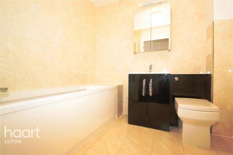 2 bedroom apartment to rent, Brickdale House, Stevenage