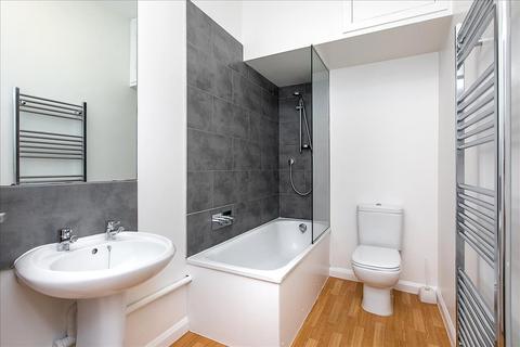 2 bedroom flat to rent, Horn Lane, Acton, W3