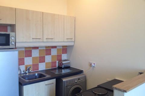1 bedroom flat to rent, Stewart Terrace, Gorgie, Edinburgh, EH11
