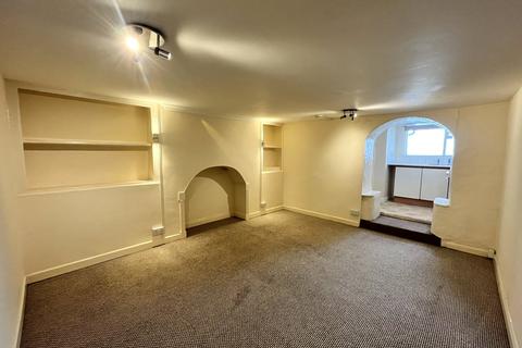 1 bedroom apartment to rent, Newport Terrace, Barnstaple, Devon, EX32