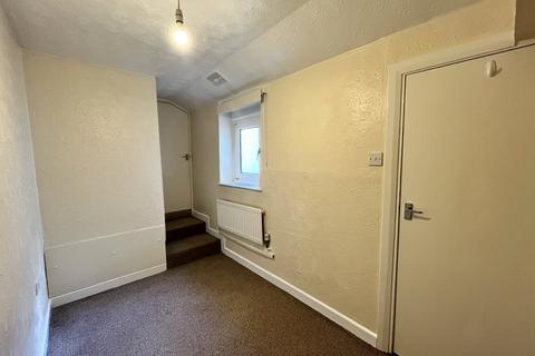 1 bedroom apartment to rent, Newport Terrace, Barnstaple, Devon, EX32
