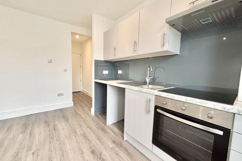 undefined, Brighton Road, South Croydon