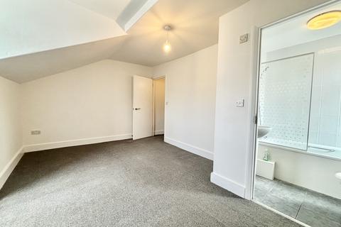 1 bedroom apartment to rent, Brighton Road, South Croydon
