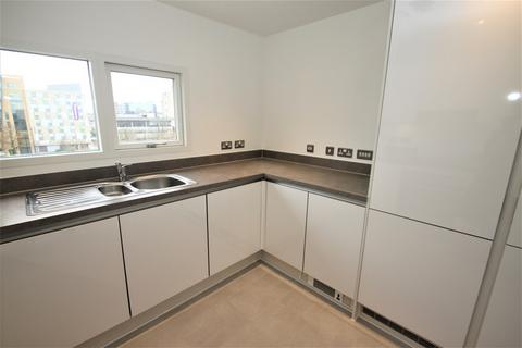 2 bedroom apartment to rent, Trent House, 5, Kidwells Close, Maidenhead