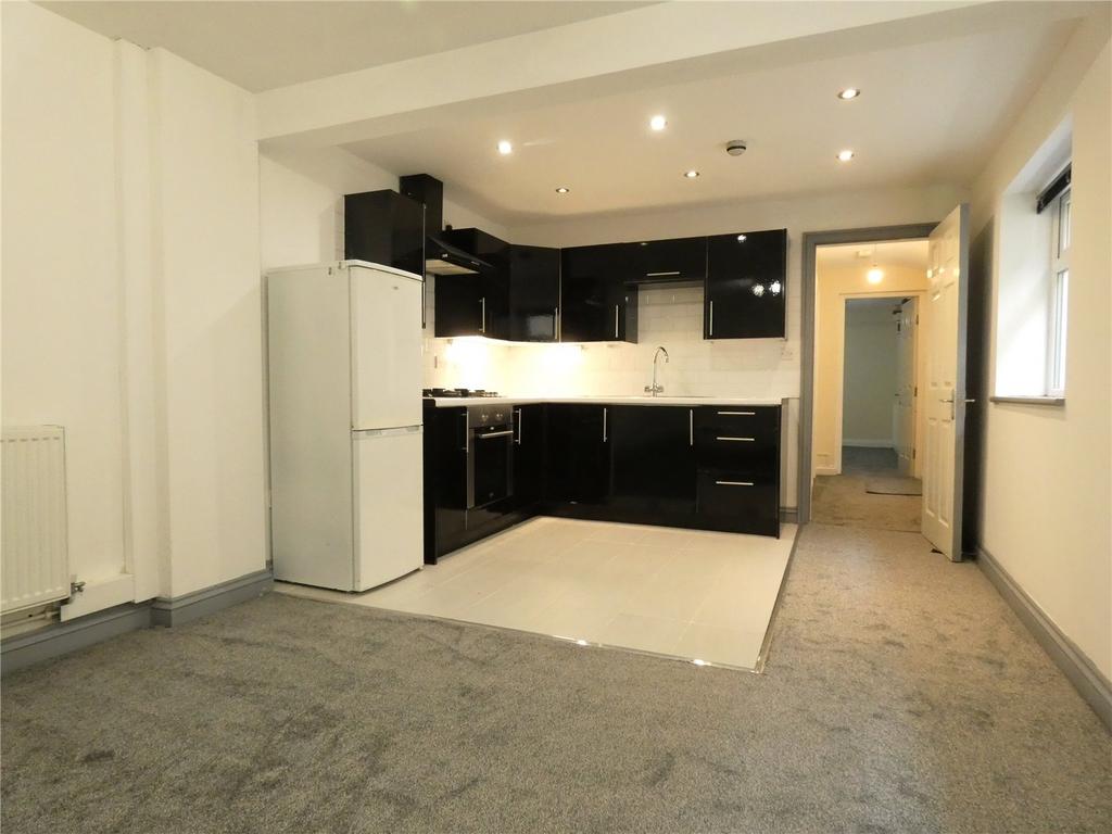 Kitchen / Lounge