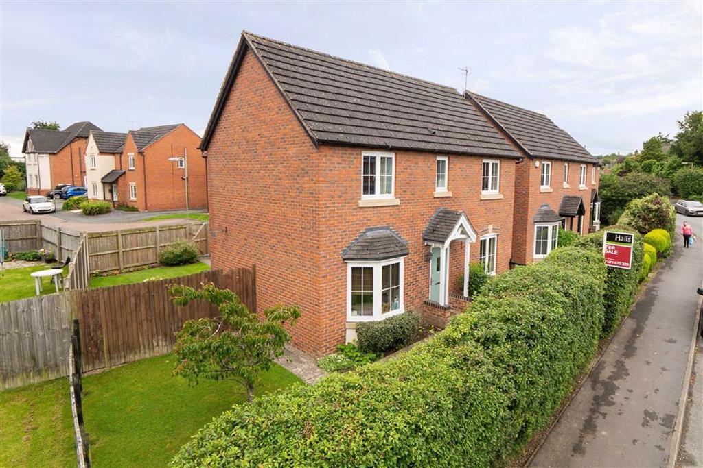 Middleton Road, Oswestry, SY11 3 bed detached house £220,000