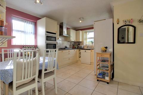 4 bedroom detached house for sale, Conygree Close, Reading RG6
