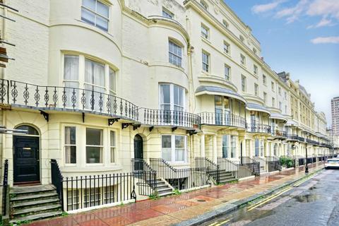 1 bedroom flat to rent - Regency Square, Brighton