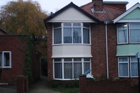 4 bedroom house to rent, Mayfield Road, Swaythling, Southampton, SO17