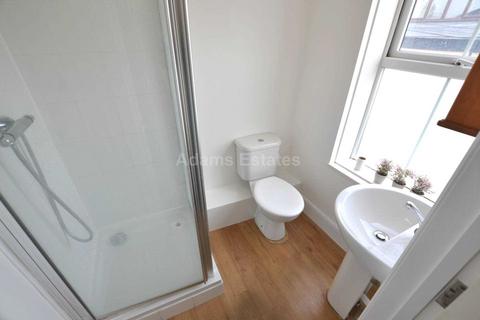 1 bedroom flat to rent, Tilehurst Road, Reading