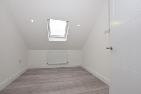 3 bedroom apartment to rent, 162 Fitzjohn Avenue, Hertfordshire EN5