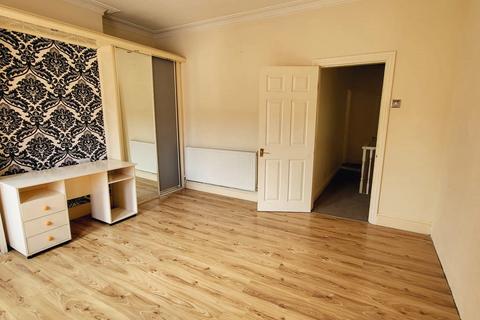 undefined, Cunningham Road, Hyde Park, DN1