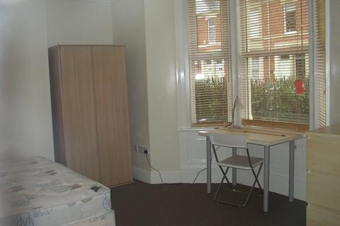 3 bedroom flat to rent - Bayswater Road, Jesmond, Newcastle upon Tyne NE2