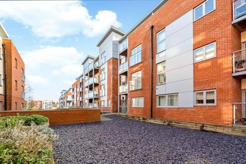 1 bedroom apartment to rent, Serra House, Charrington Place, St. Albans, Hertfordshire, AL1