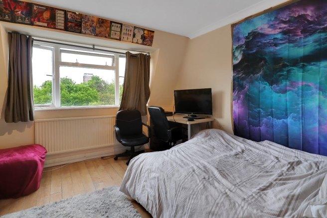 Grand-walk-solebay-street-e1-4pj-958610