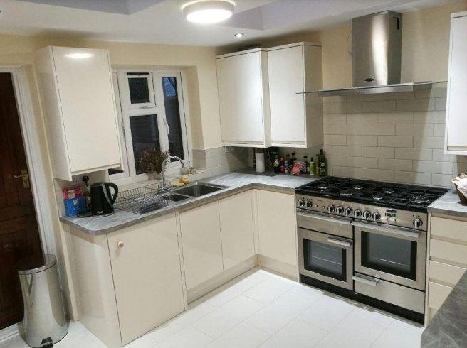 Grand-walk-solebay-street-e1-4pj-895947