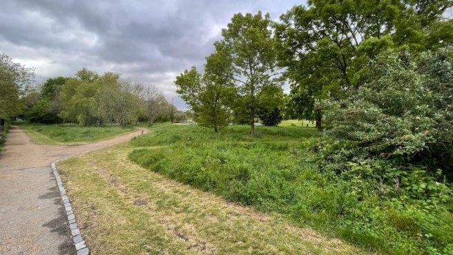Grand-walk-solebay-street-e1-4pj-958604
