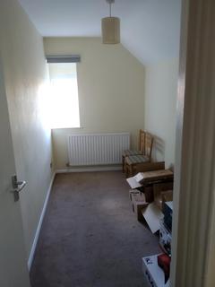3 bedroom flat to rent - Firgrove Hill