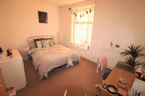 4 bedroom house share to rent - Bramble Road